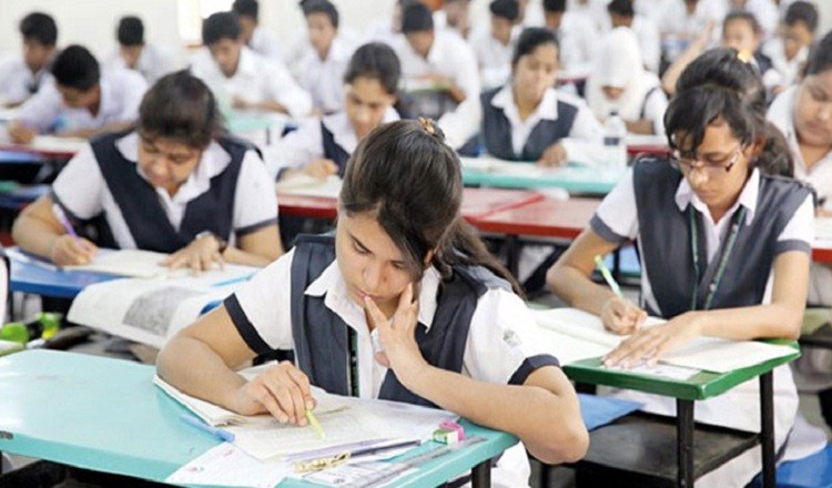 এইচএসসি ও সমমানের পরীক্ষা শুরু