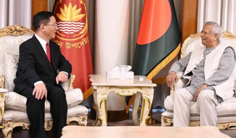 প্রধান উপদেষ্টার চীনের সঙ্গে দ্বিপাক্ষিক সম্পর্ক গভীর করতে বাংলাদেশের অঙ্গীকার পুনর্ব্যক্ত