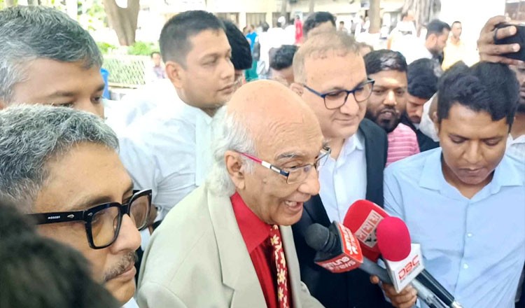 ষড়যন্ত্রের অভিযোগ করা মামলায় আপিলে খালাস পেলেন সাংবাদিক শফিক রেহমান