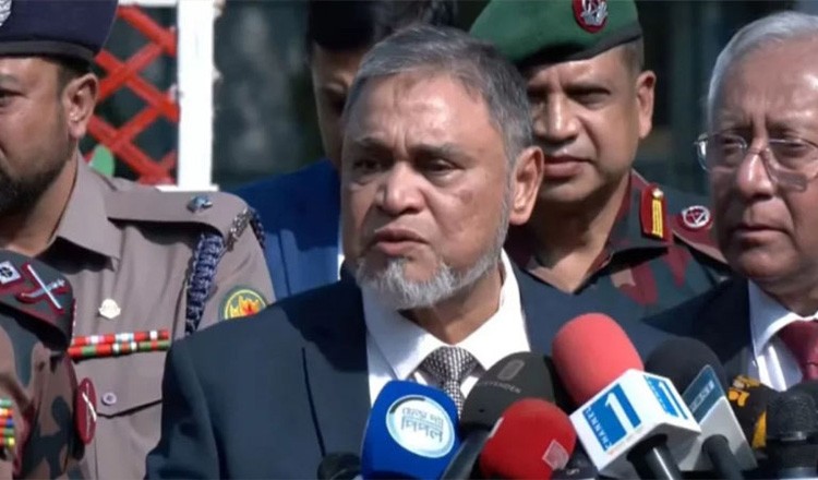 প্রধান নির্বাচন কমিশনার পরিদর্শন করলেন বিজিবির নির্বাচন সংক্রান্ত মহড়া ও প্রশিক্ষণ