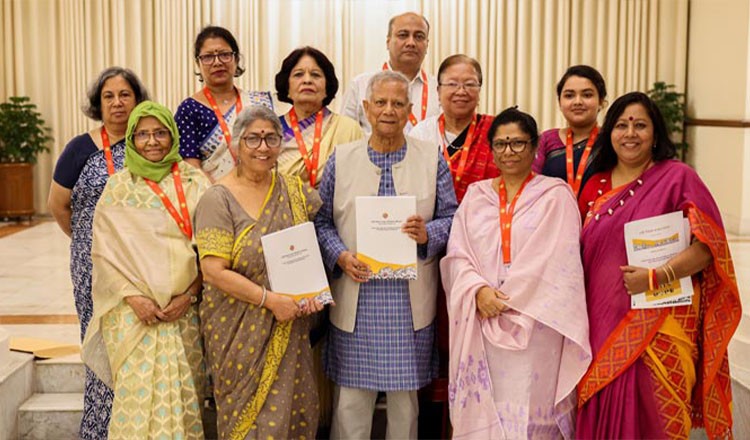 নারীবিষয়ক সংস্কার কমিশনের সুপারিশ দ্রুত বাস্তবায়নে প্রধান উপদেষ্টার তাগিদ