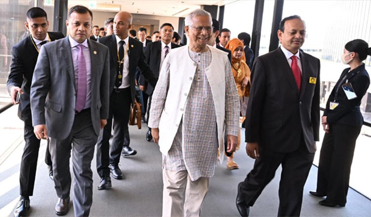 জাপান সফর শেষে আজ সকালে টোকিও ছেড়েছেন প্রধান উপদেষ্টা