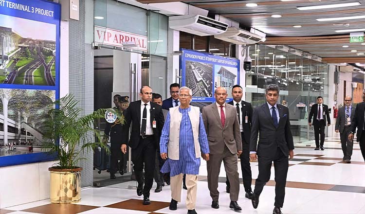 প্রধান উপদেষ্টা চার দিনের সরকারি সফরে লন্ডন পৌঁছেছেন