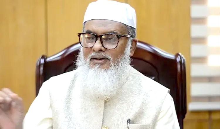 ভিক্ষাবৃত্তি বন্ধে সারাদেশে সমাজসেবা কার্যালয় কাজ করছে : ধর্ম উপদেষ্টা