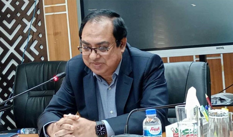 প্রজাতন্ত্রের কর্মচারীদের সততা এবং দায়িত্বশীলতার সঙ্গে কাজ করতে হবে: ভূমি সচিব