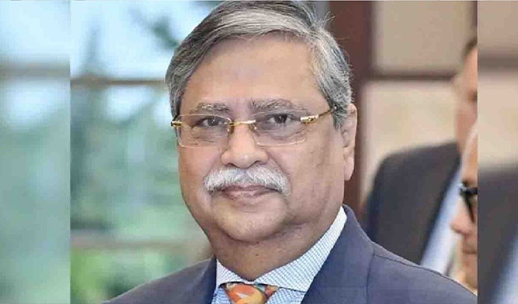 চিকিৎসা শেষে যুক্তরাজ্য থেকে দেশে ফিরলেন রাষ্ট্রপতি