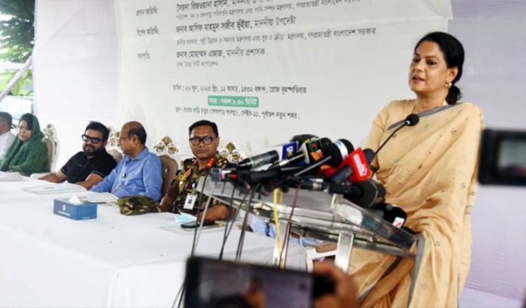 মহানগরীর ধুলা দূর করতে জিরো সয়েল কর্মসূচি বাস্তবায়ন করা হচ্ছে : পরিবেশ উপদেষ্টা