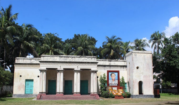 কুমিল্লার শচীন দেব বর্মনের ভিটেবাড়ি রূপ নিচ্ছে সংগীত জাদুঘরে