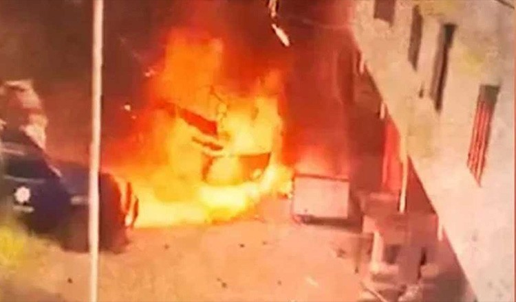 আশুলিয়ায় আলোচিত লাশ পোড়ানো মামলার সাক্ষ্যগ্রহণ চলছে আদালতে