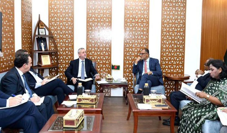 ইইউ প্রতিনিধিদলের সঙ্গে বৈঠক করলেন বাণিজ্য উপদেষ্টা