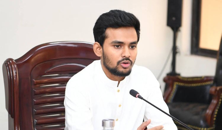 শাপলা চত্বরে স্মৃতিস্তম্ভ তৈরি করা হবে হেফাজতের শহীদদের নামে: স্থানীয় সরকার উপদেষ্টা