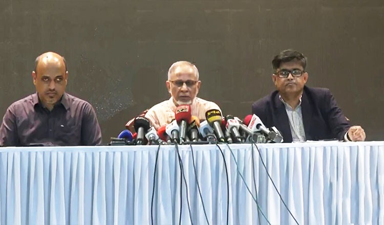 স্বল্পোন্নত দেশ হতে উত্তরণ টেকসই করতে অর্থনৈতিক ক্ষেত্রে স্বনির্ভরতা অর্জন  করতে হবে : ড. আনিসুজ্জামান চৌধুরী