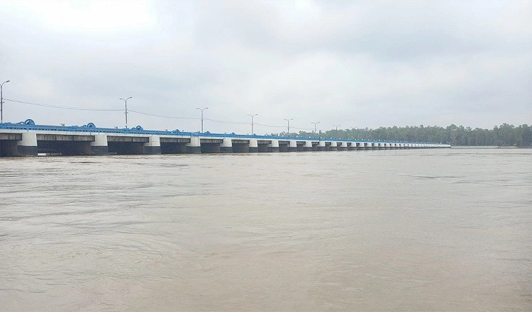 তিস্তার পানিতে বন্দি ২ হাজার পরিবার