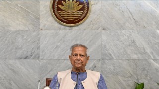 প্রধান উপদেষ্টার সভাপতিত্বে স্বল্পোন্নত দেশ থেকে উত্তরণের প্রস্তুতি বিষয়ক পর্যালোচনা সভা অনুষ্ঠিত