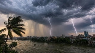 কালবৈশাখী ঝড়ে নদীবন্দরগুলোর জন্য সতর্ক সংকেত ঘোষণা