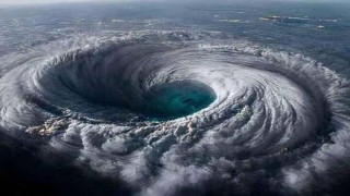 বঙ্গোপসাগর থেকে অগ্রসর হয়ে রাতে অন্ধ্রপ্রদেশে পৌঁছাবে ‘মোন্থা’