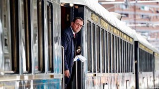 আজব ইঞ্জিনের এক ট্রেন!