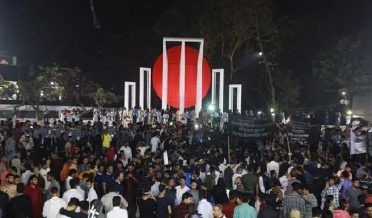 শোকে শ্রদ্ধায় ভাষাশহীদদের স্মরণ