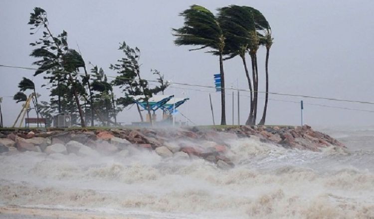 সন্ধ্যায় উপকূলে আঘাত হানবে রেমাল, ১০ নম্বর মহাবিপদ সংকেত